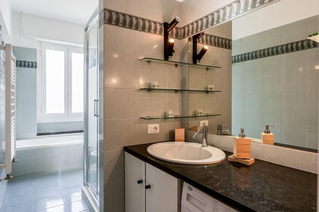 Comfort Suite In Milano Eksteriør bilde